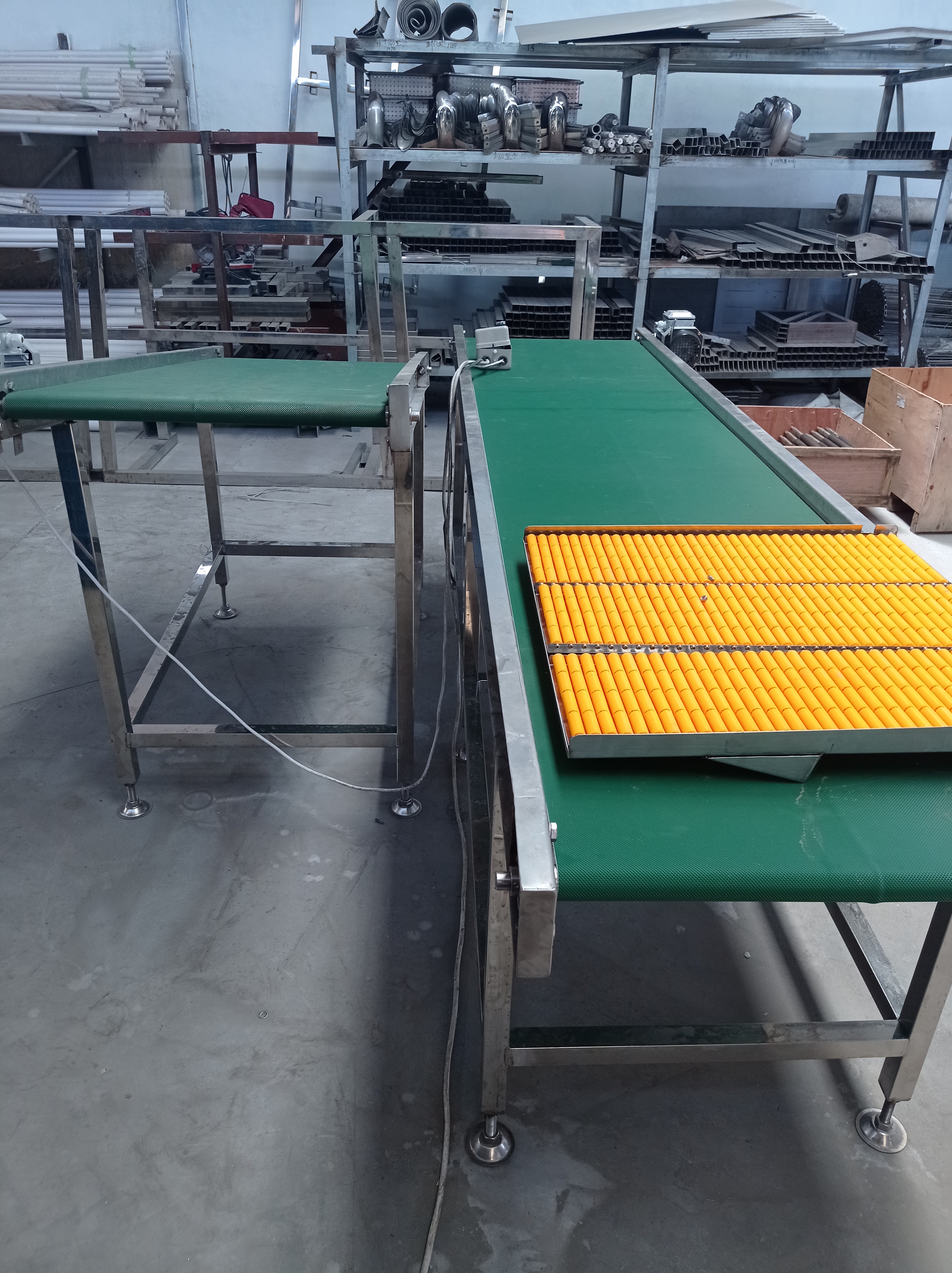 迪生機械——客戶定做的輸送設備調試完成發貨